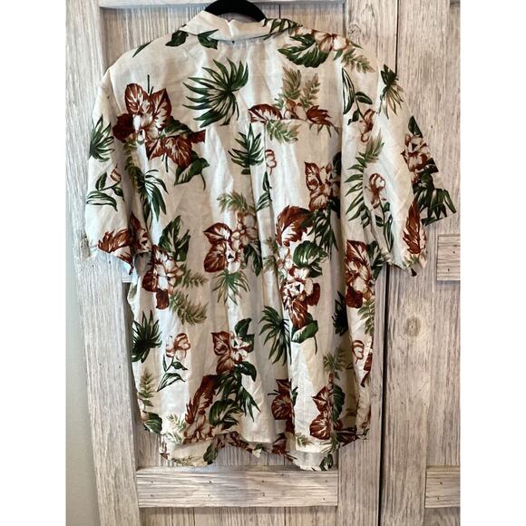 Capistrano Essentials Size 26 Button Short Sleeve Beige Floral Print nwt - Picture 5 of 5